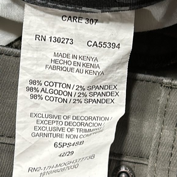 Wrangler brand light gray flat front pants. Size 42x29.  Excellent condition. - Picture 3 of 6